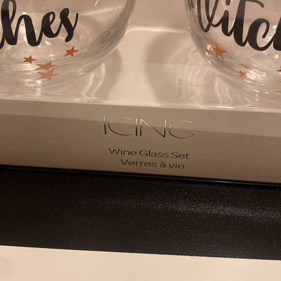 ICING 2-Piece “Best Witches” Wine Glass Set, NEW IN ORIGINAL PACKAGE - Picture 4 of 4